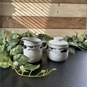 Home Beautiful Stoneware Evening Romance Creamer & Sugar Bowl With Lid JF132‎